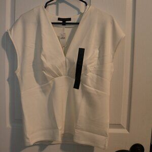 Banana Republic L White Top 💰⬇️